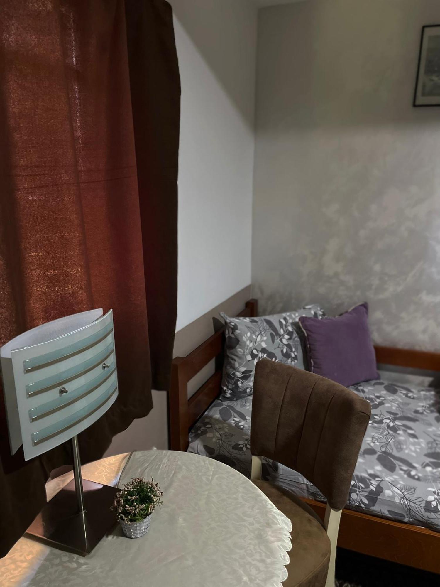 Rooms P&L Плав Экстерьер фото